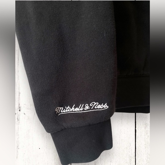 Mitchell & Ness Boston Celtics Champion City Hoodie Sweater Pullover Mens Sz Med - Picture 6 of 11